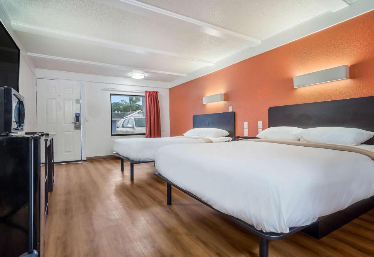 Motel 6-Fort Myers, Fl North Fort Myers Bagian luar foto